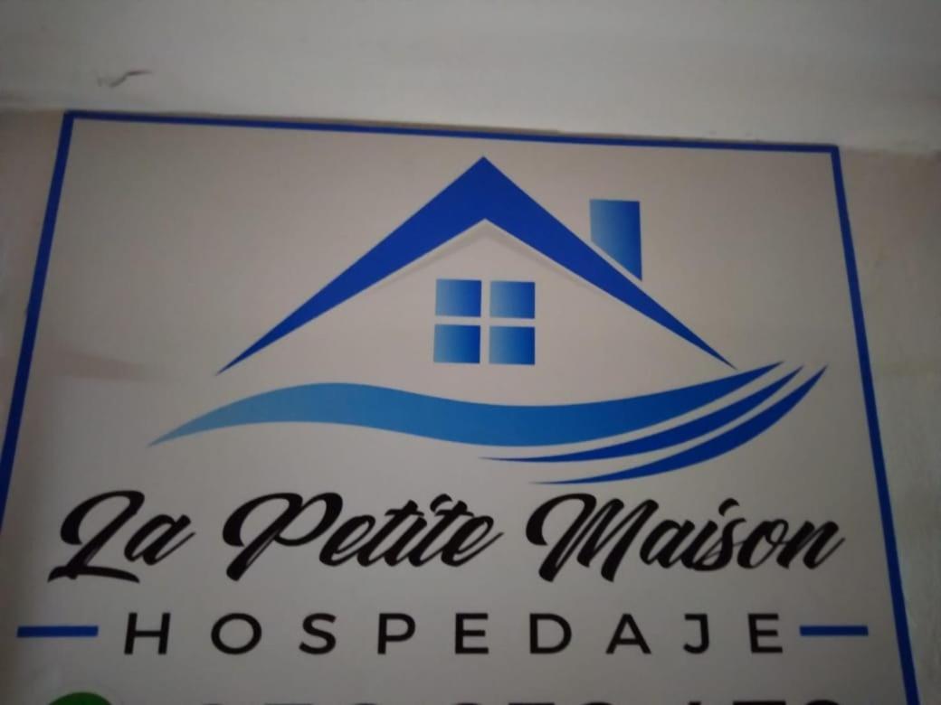 La Petite Maison Наска Экстерьер фото